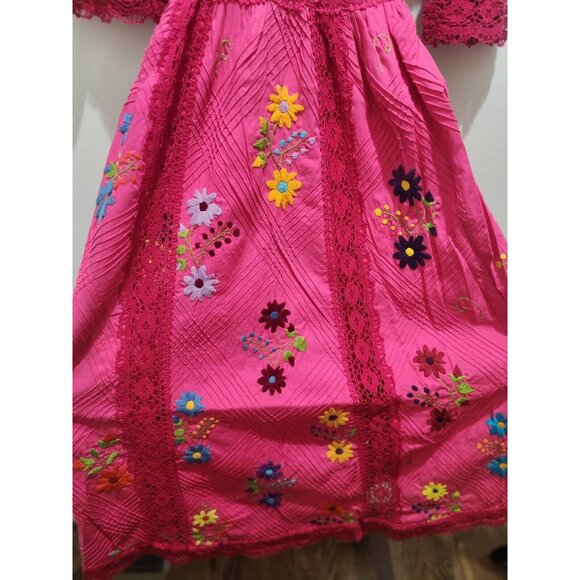 Unbranded Dresses & Skirts - Stunning VTG MEXICAN OAXACA WEDDING PENTUCK Pink Lace FLORAL EMBROIDERY Dress XS